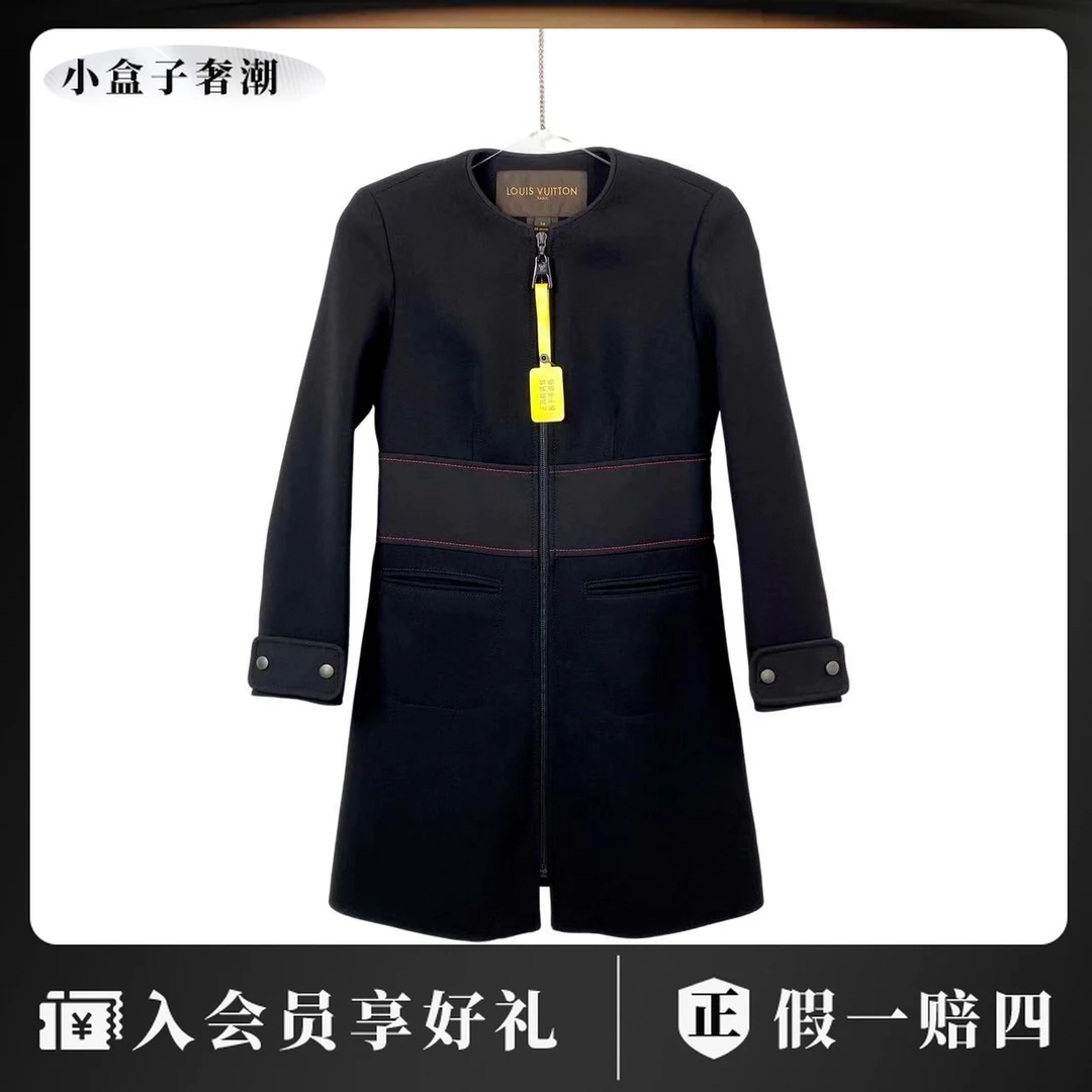 LouisVuitton/路易威登 aa0172  黑色大衣 34码