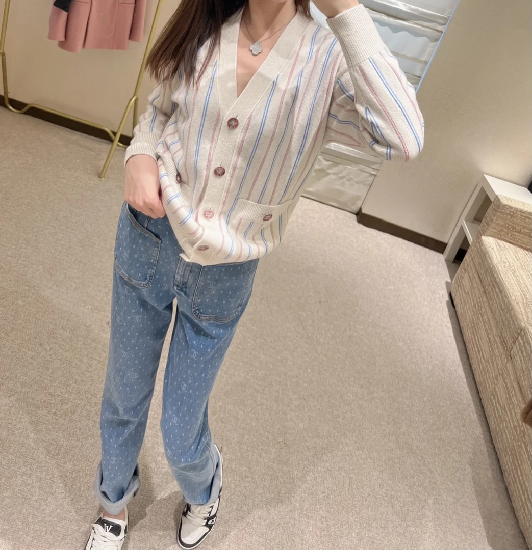 Chanel/香奈儿 Z24041918k 条纹开衫 38码 95新 微瑕