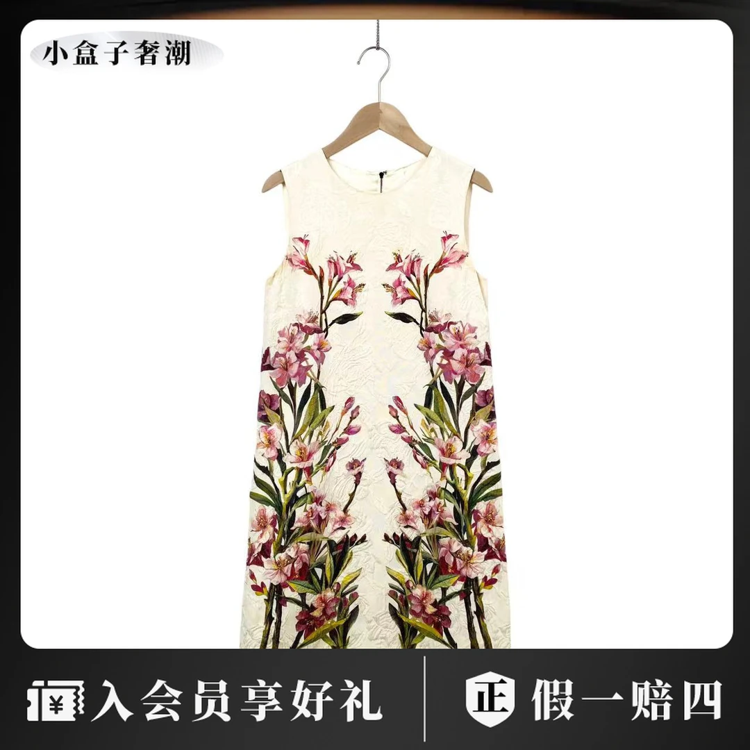 95新   aa零三三零 棉 印花无袖连衣裙 36码