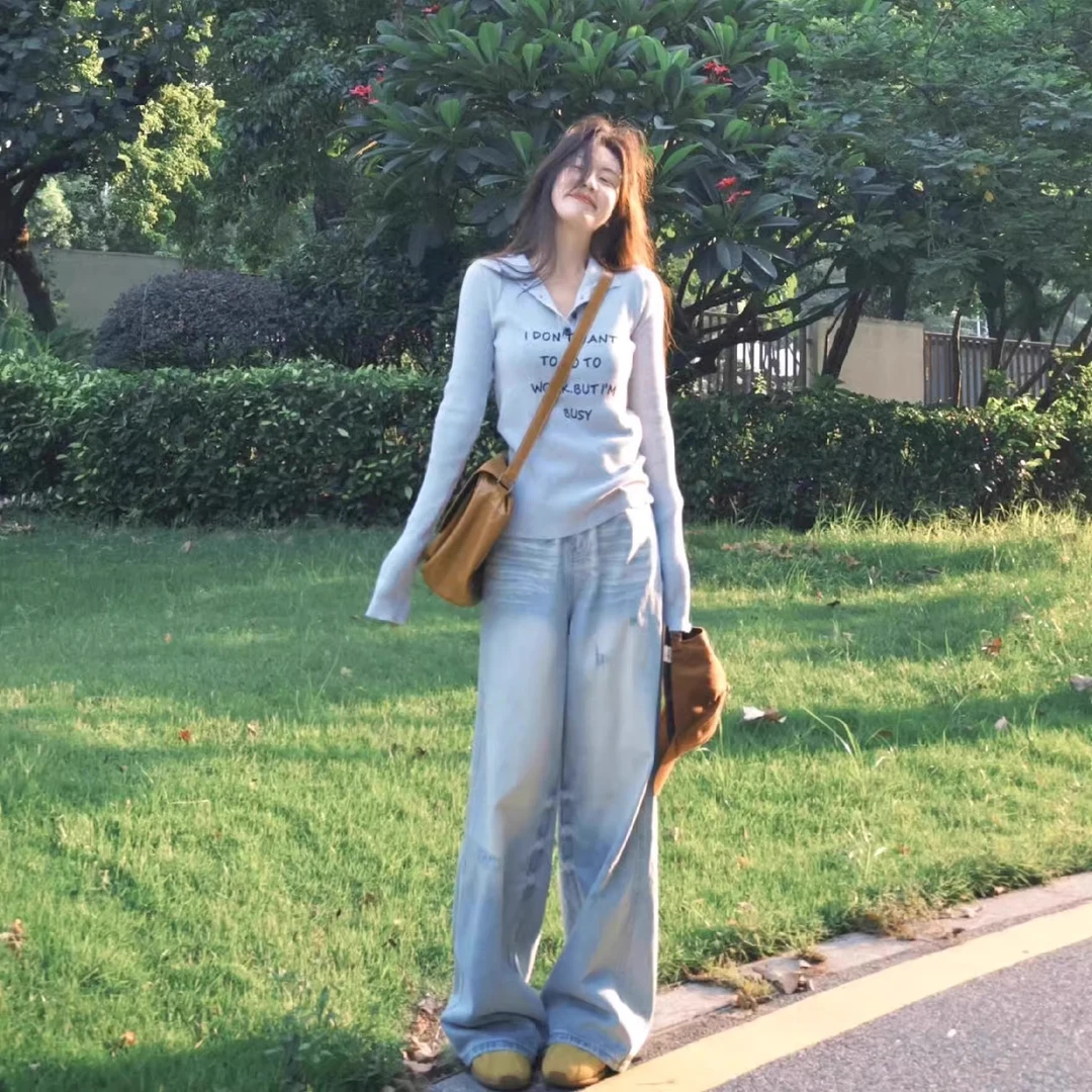 韩系灰色字母针织衫女装早秋季2024新款秋冬薄款打底辣妹修身上衣