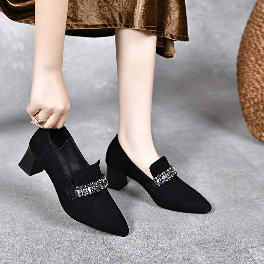 水钻深口单鞋女2024春秋新款真皮中跟尖头磨砂皮软底高跟鞋春季