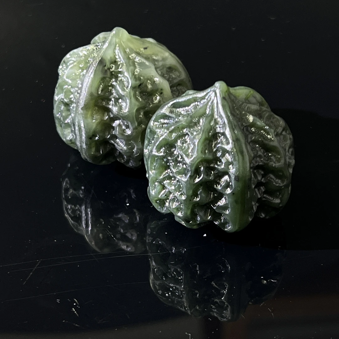 MD俄料和田玉碧玉核桃植物无镶嵌套装38*44mm160-165g