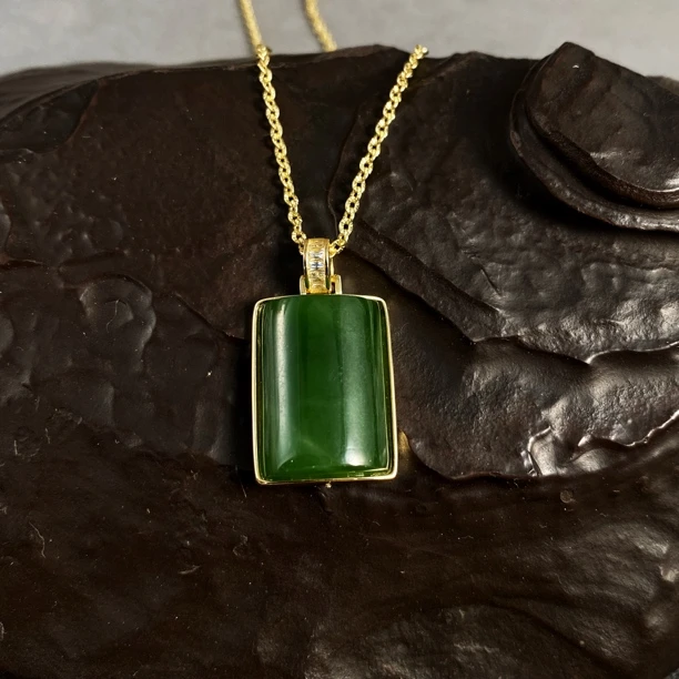 链子925银 国风高级感简约绿色无事牌T锆扣项链303064