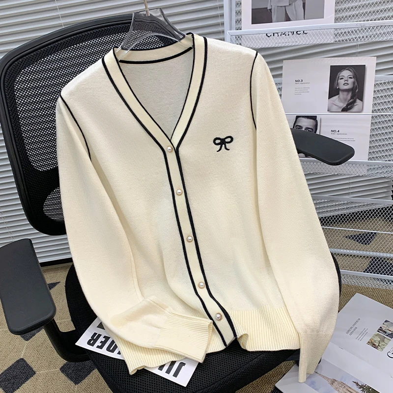 24秋冬新款刺绣法式学院风小众气质V领百搭长袖针织开衫上衣女