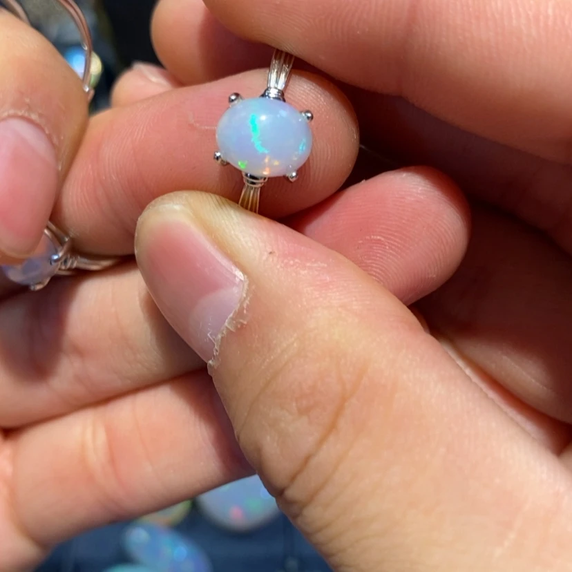 【闪购商品】欧泊戒指银S925镶嵌俞