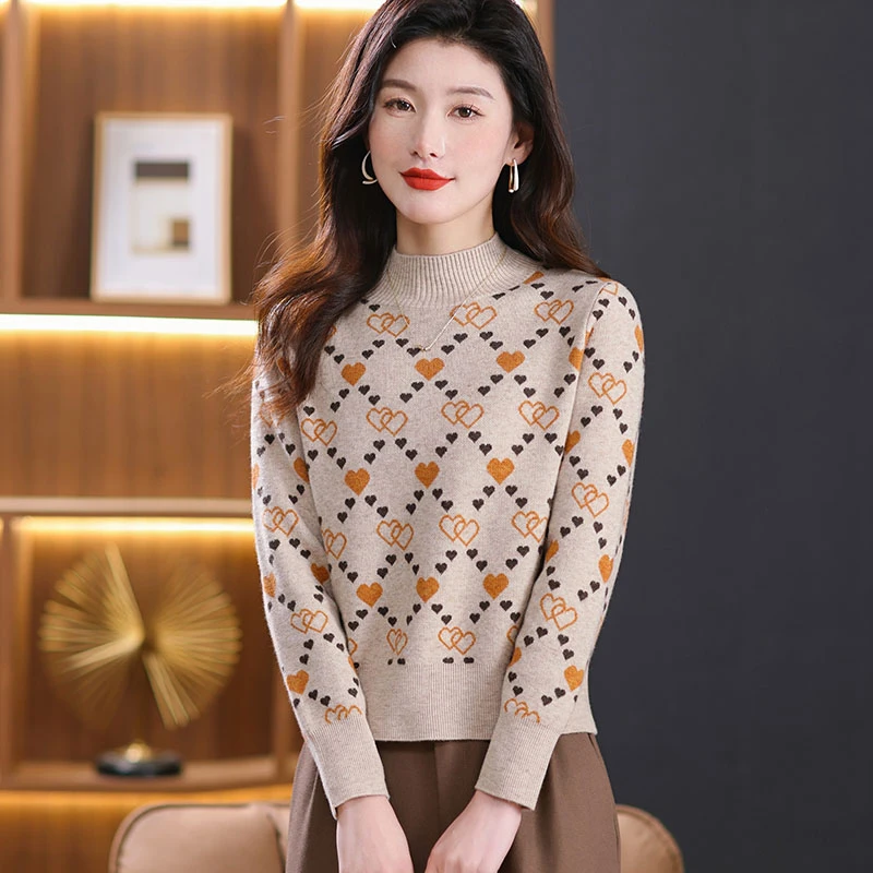 半高领2025冬款圆领女针织衫爱心休闲百搭气质减龄套头上衣加厚