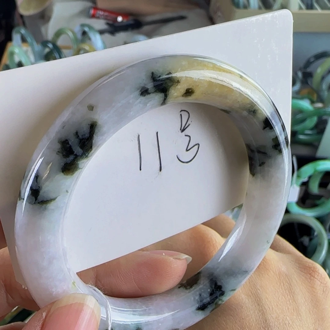 【闪购商品】翡翠手镯未镶嵌老坑55