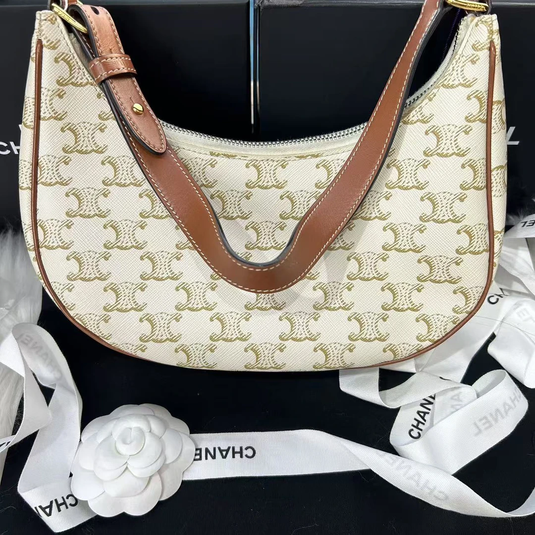 95新 Celine/思琳 白色腋下hobo单肩包