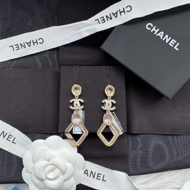 99新 Chanel/香奈儿 粉红水晶双C方形耳环(168)