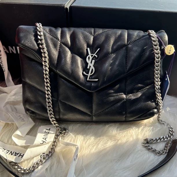 95新 YSL/圣罗兰 黑银云朵puffermini（23底长）