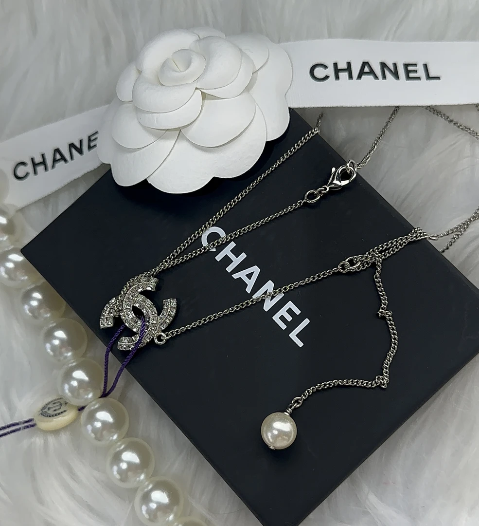 99新 Chanel/香奈儿 珍珠双c满钻项链毛衣链
