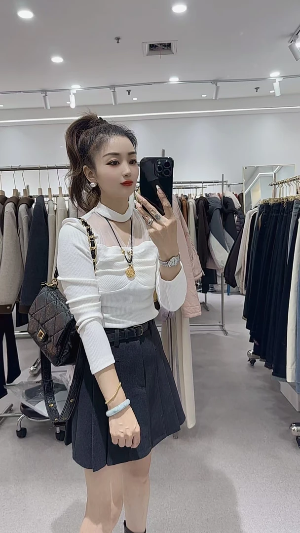 卡卡私制  时尚镂空打底衫 设计师款