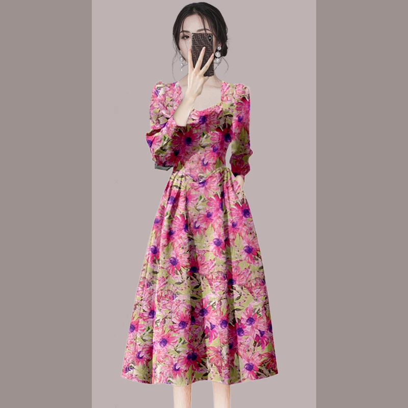 秋装法式印花长袖连衣裙2024年新款女高端轻奢a字裙子