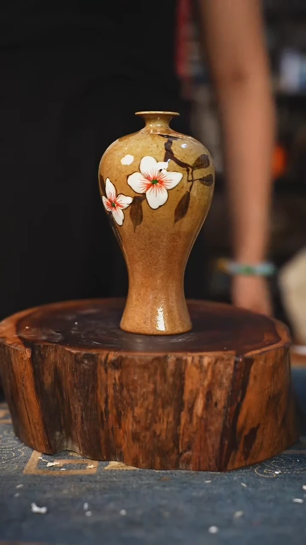 【闪购商品】壶手工手绘，高温釉下彩、