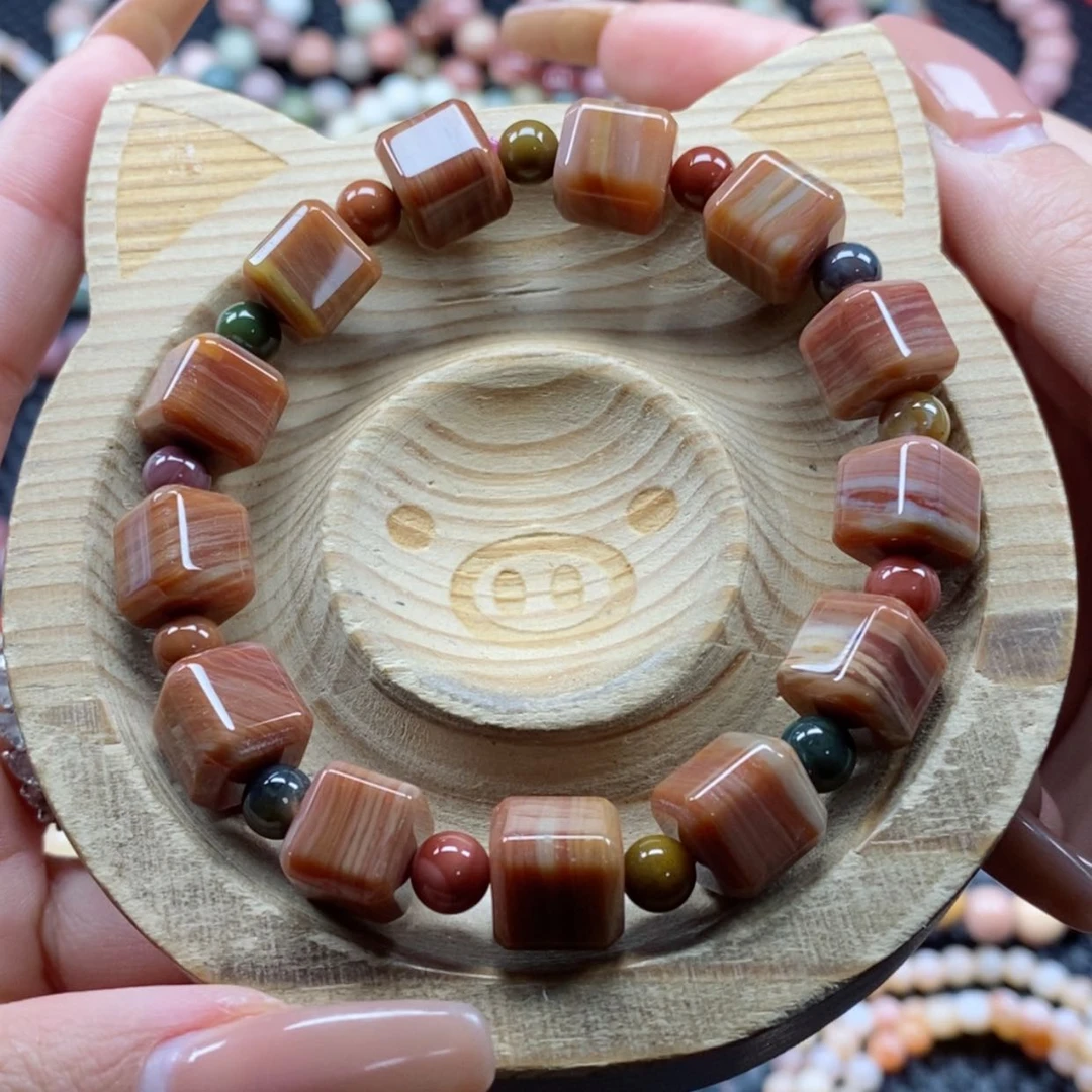 【闪购商品】石英质玉手链未镶嵌苏**°