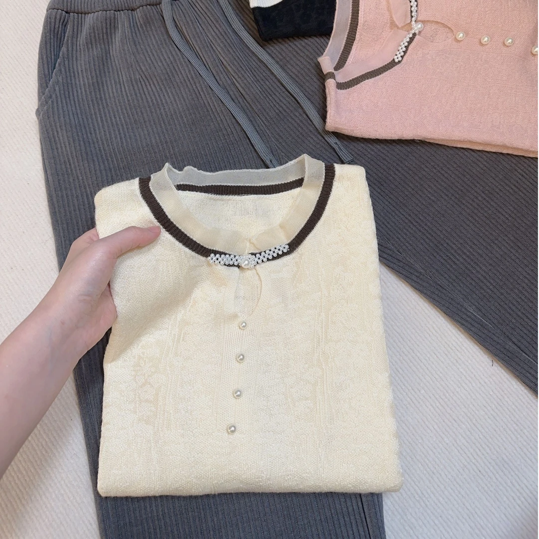 2024秋季新款时尚洋气经典盘扣重工浮雕针织打底衫女外穿上衣AB32