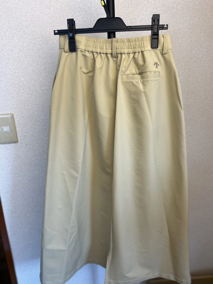 DESCENTE/迪桑特日版夏季女士运动系列吸汗速干透气长裙DJWVJD83