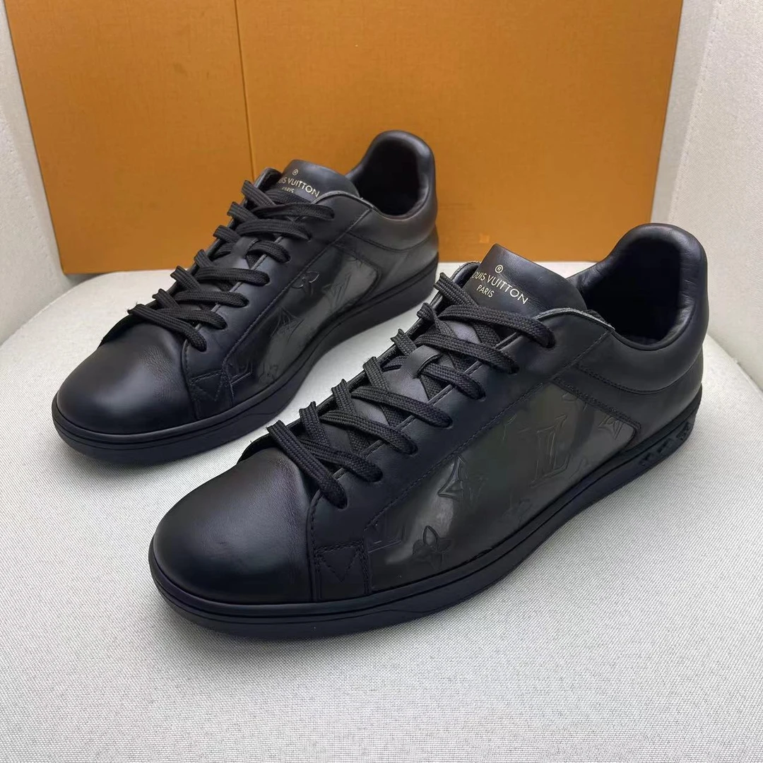 95新 LouisVuitton/路易威登 黑色透明老花透明板鞋/42欧/96新