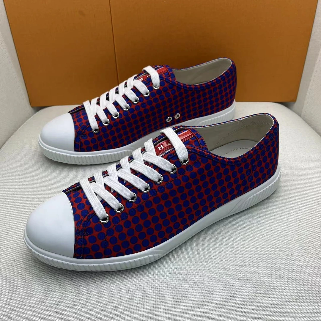 Prada/普拉达红蓝波点系带百搭时尚夏季透气低帮板鞋 40.5码/全新
