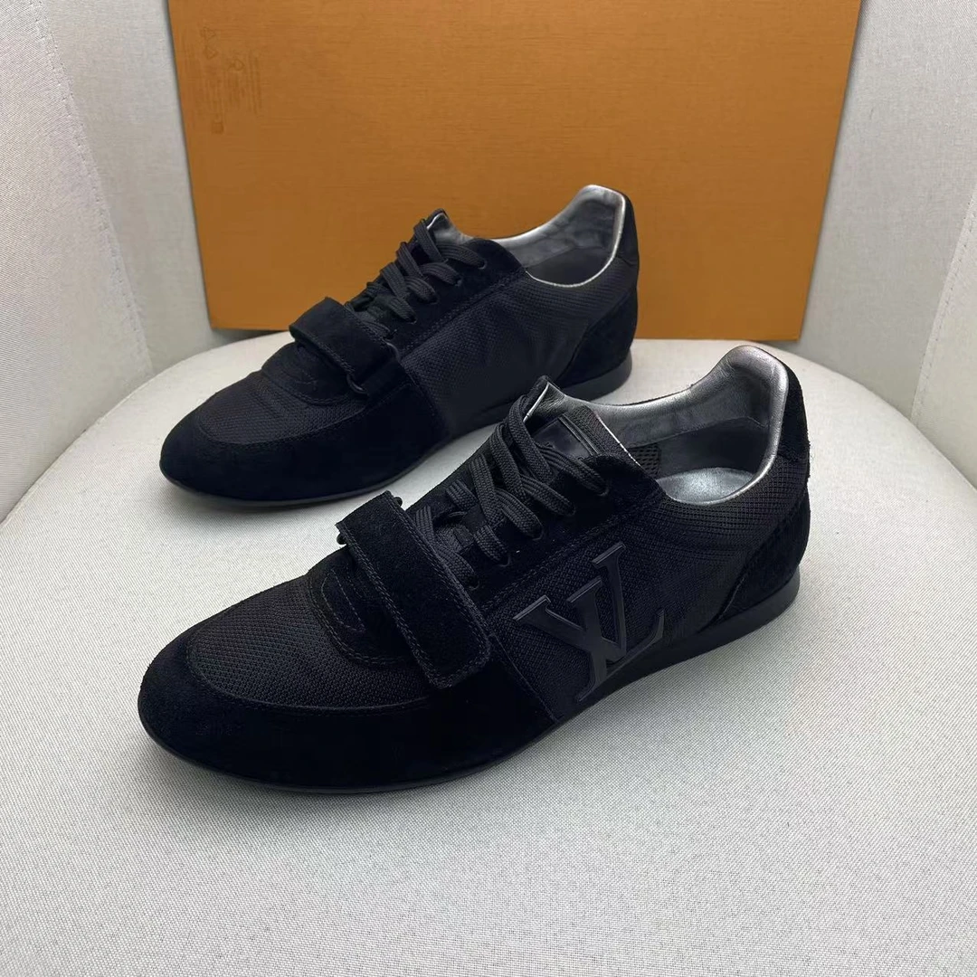 LouisVuitton/路易威登黑色麂皮大logo魔术贴运动鞋/40.5欧/96新