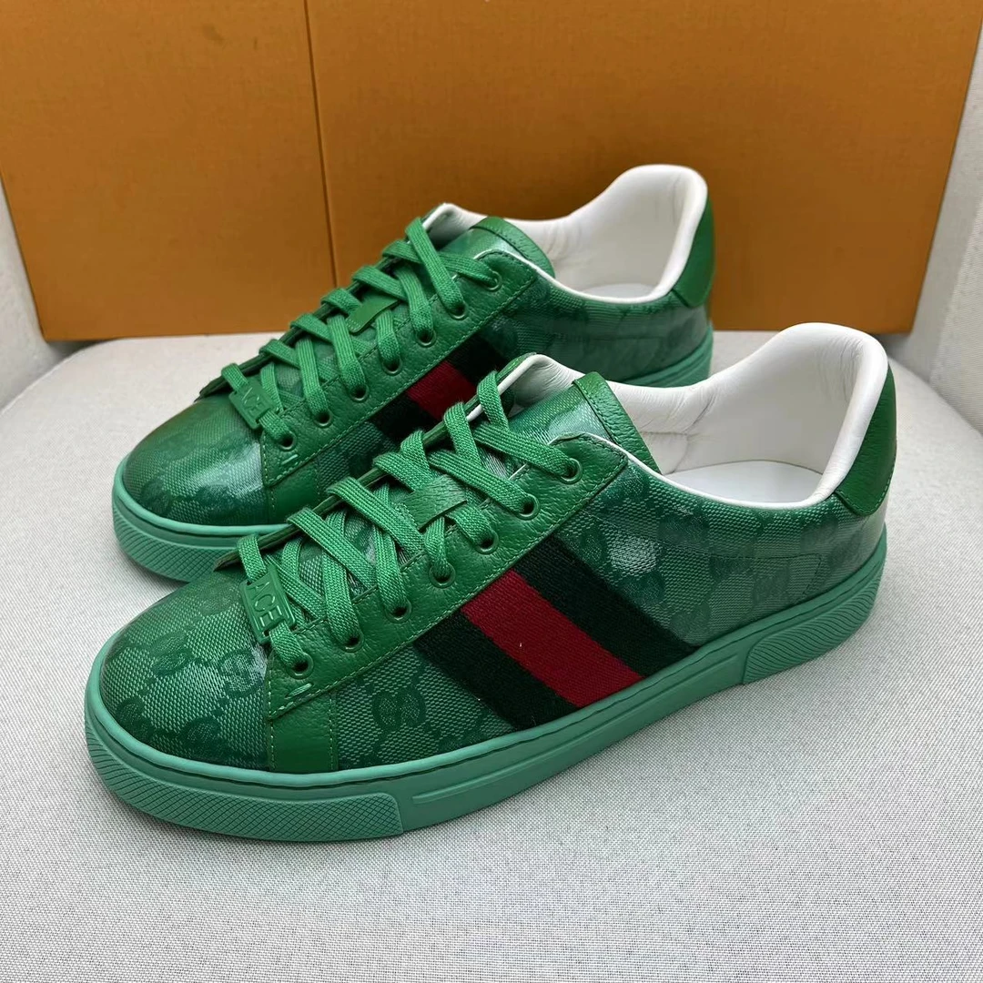 全新未使用 GUCCI/古驰 绿色双G亮面时尚百搭低帮板鞋/39.5码