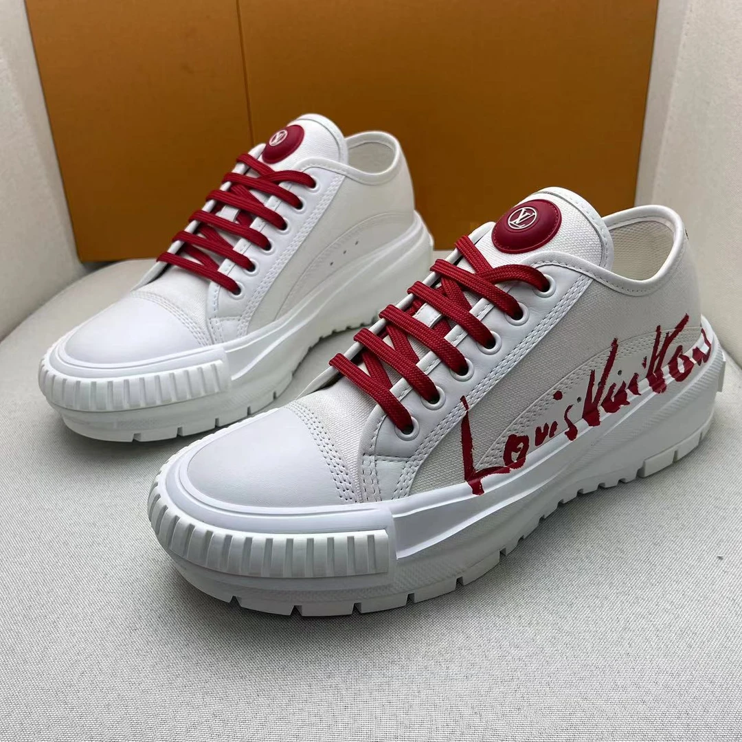 全新未使用 LouisVuitton/路易威登 白红拼接印花松糕板鞋/38.5码