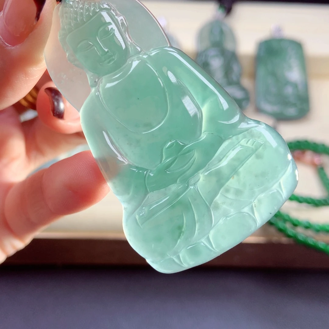 【闪购商品】翡翠颈饰未镶嵌静**活天然