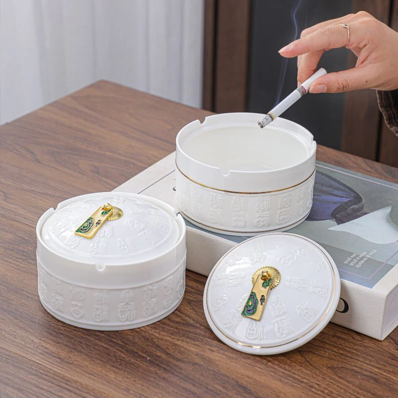 高档羊脂玉白瓷百福烟灰缸金边家用轻奢创意个性潮流办公圆形带盖