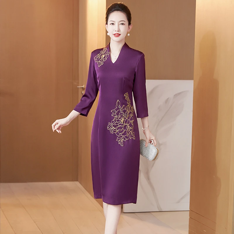 2022秋季新款结婚宴妈妈装礼服喜婆婆婚宴装高贵紫色连衣裙旗袍