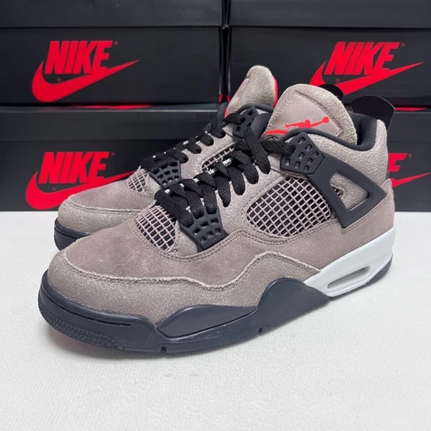 Nike AJ4摩卡 42.5码 配盒 99新成色 耐克休闲鞋 男子