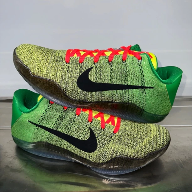 Kobe zk11青蜂侠 45码原盒 全新鞋未使用 稀缺款式 科比11代