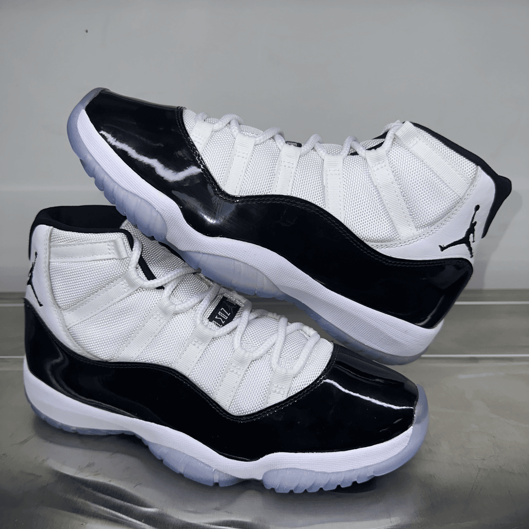 AJ11康扣 42.5码配盒 99新成色 Air Jordan11系列
