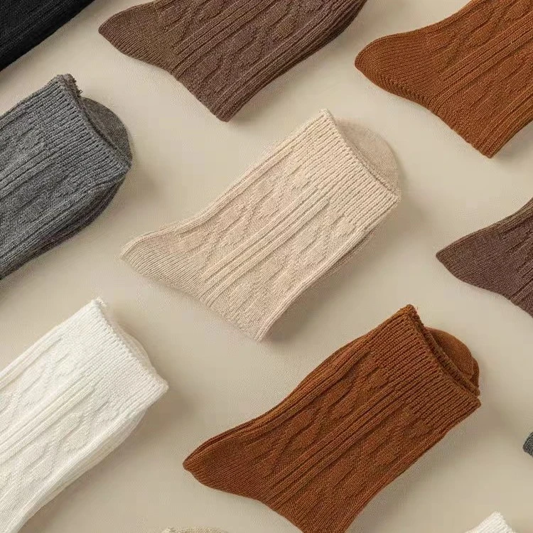 羊毛袜女加厚中筒秋冬保暖冬季日系针织纯色厚款学生配小皮鞋