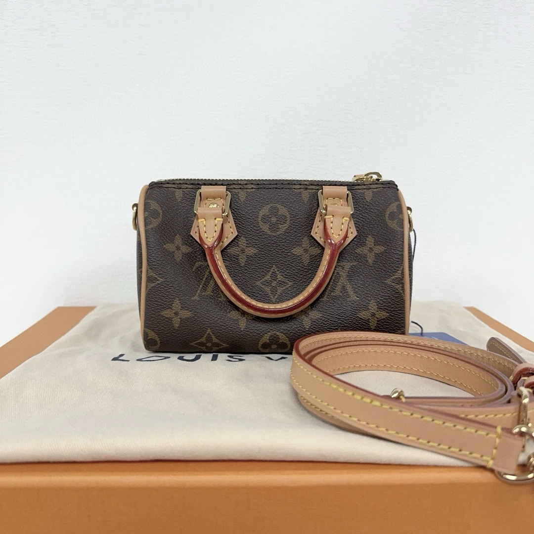 99新 LouisVuitton/路易威登 Speedy nano斜挎包 4202