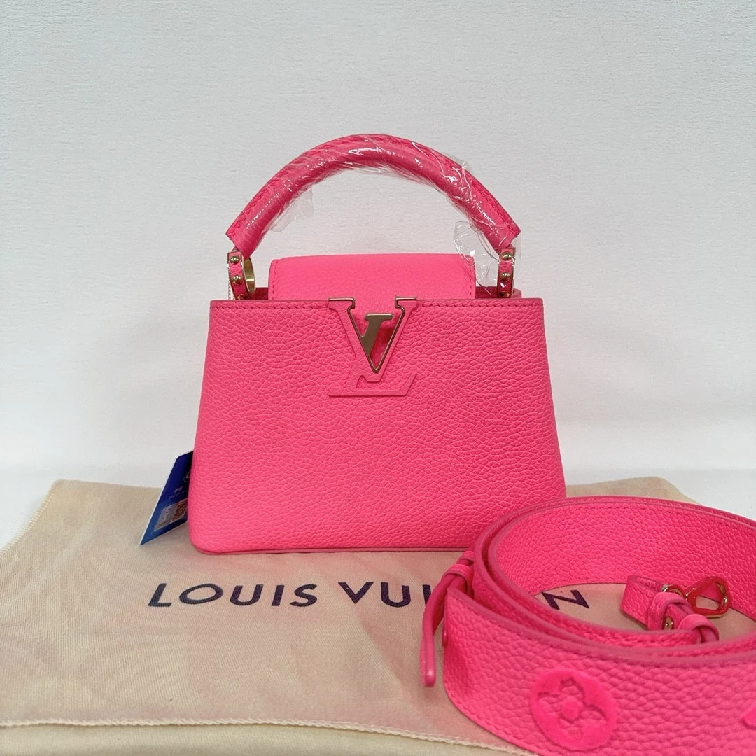 99新 LouisVuitton/路易威登 LV芯片cap mini芭比粉斜挎包 2021