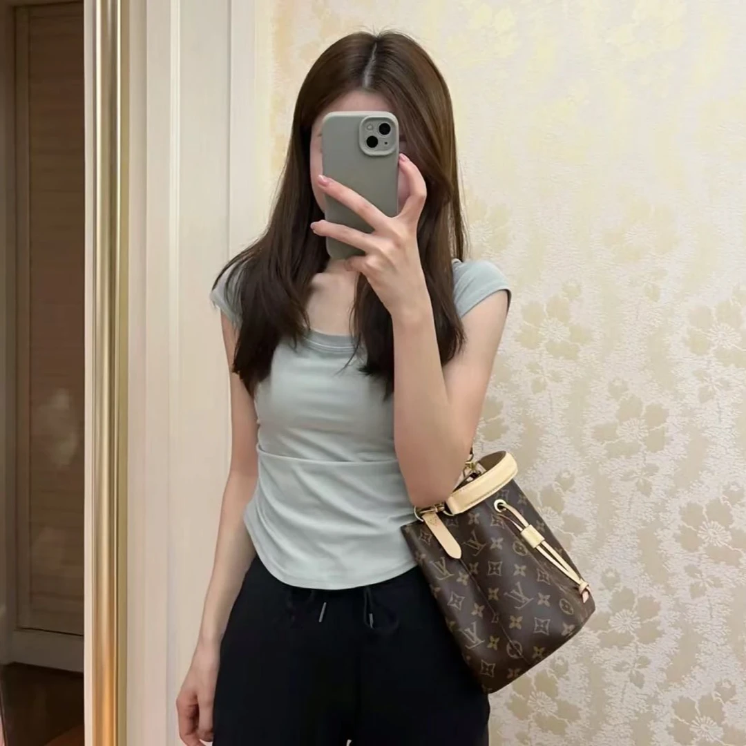 全新未使用 LouisVuitton/路易威登 国现新款小水桶NEONOE BB手袋