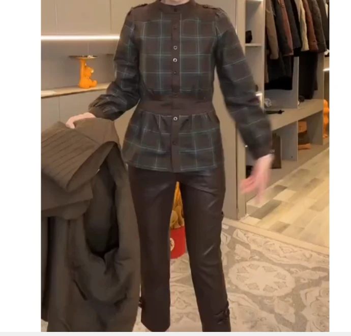2024秋季新款女装网红气质韩版设计感洋气减龄打底衫裤子女小小