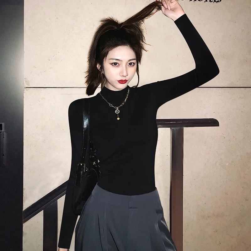 秋冬女式紧身半高领长袖T恤修身内搭黑色打底衫洋气中领上衣
