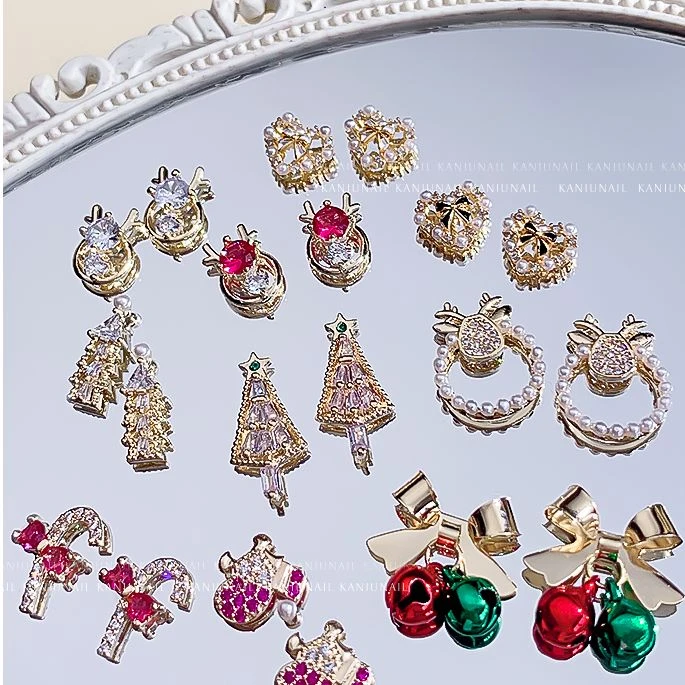 网红爆款圣诞锆石饰品钻2023新款圣诞老人树铃铛小鹿指甲配饰卡妞