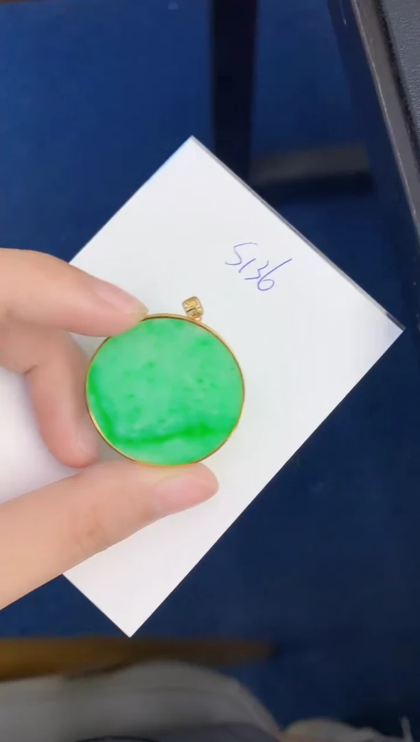 【闪购商品】翡翠颈饰18K金镶嵌0000000000