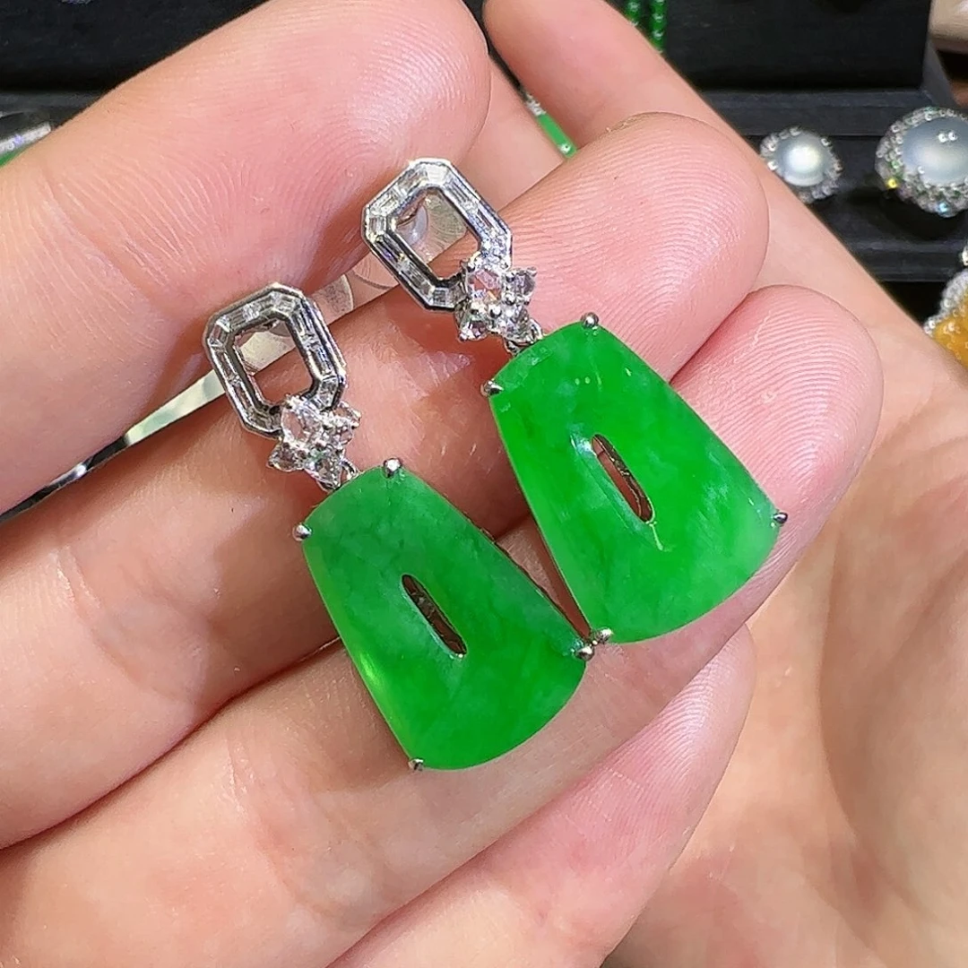 翡翠耳饰18K金镶嵌方糖