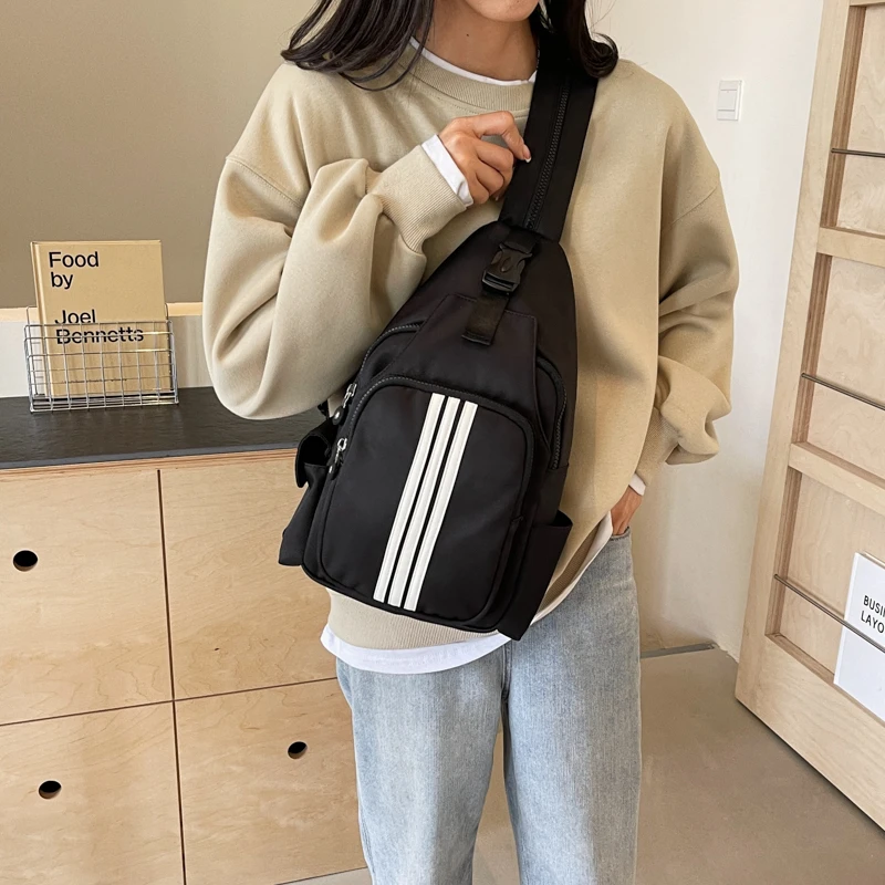 多用包多功能双肩包休闲百搭斜跨胸包轻便防水旅行包学生单肩包