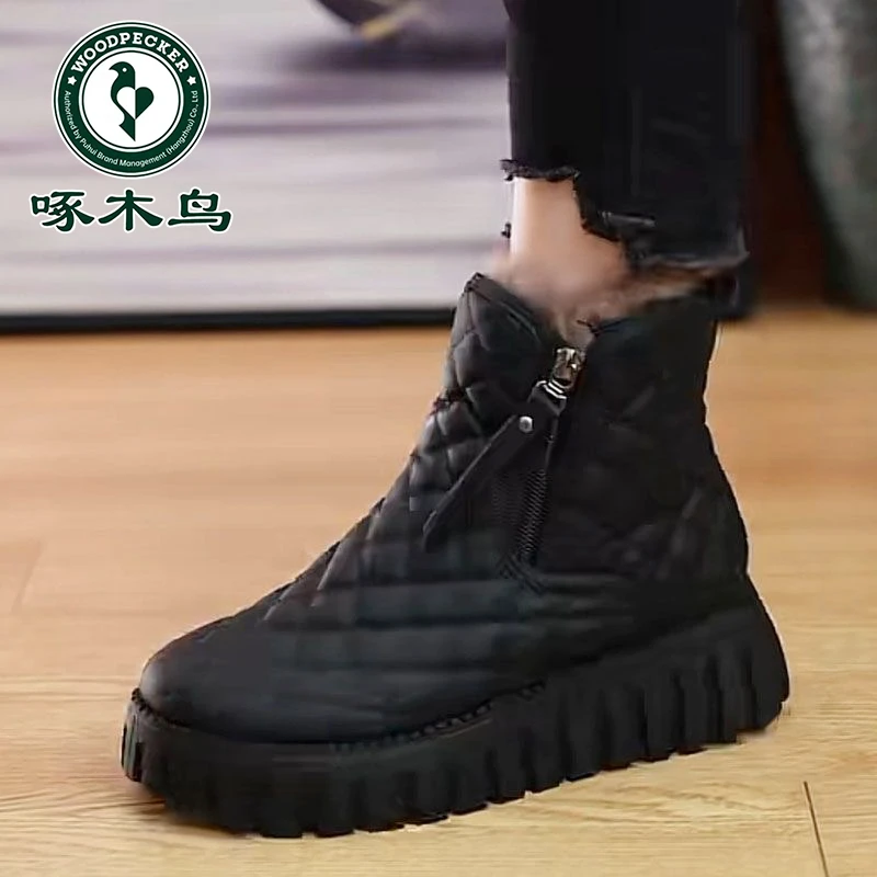 啄木鸟皮毛一体雪地靴女冬季新款加绒加厚棉鞋保暖抗寒厚底大棉靴