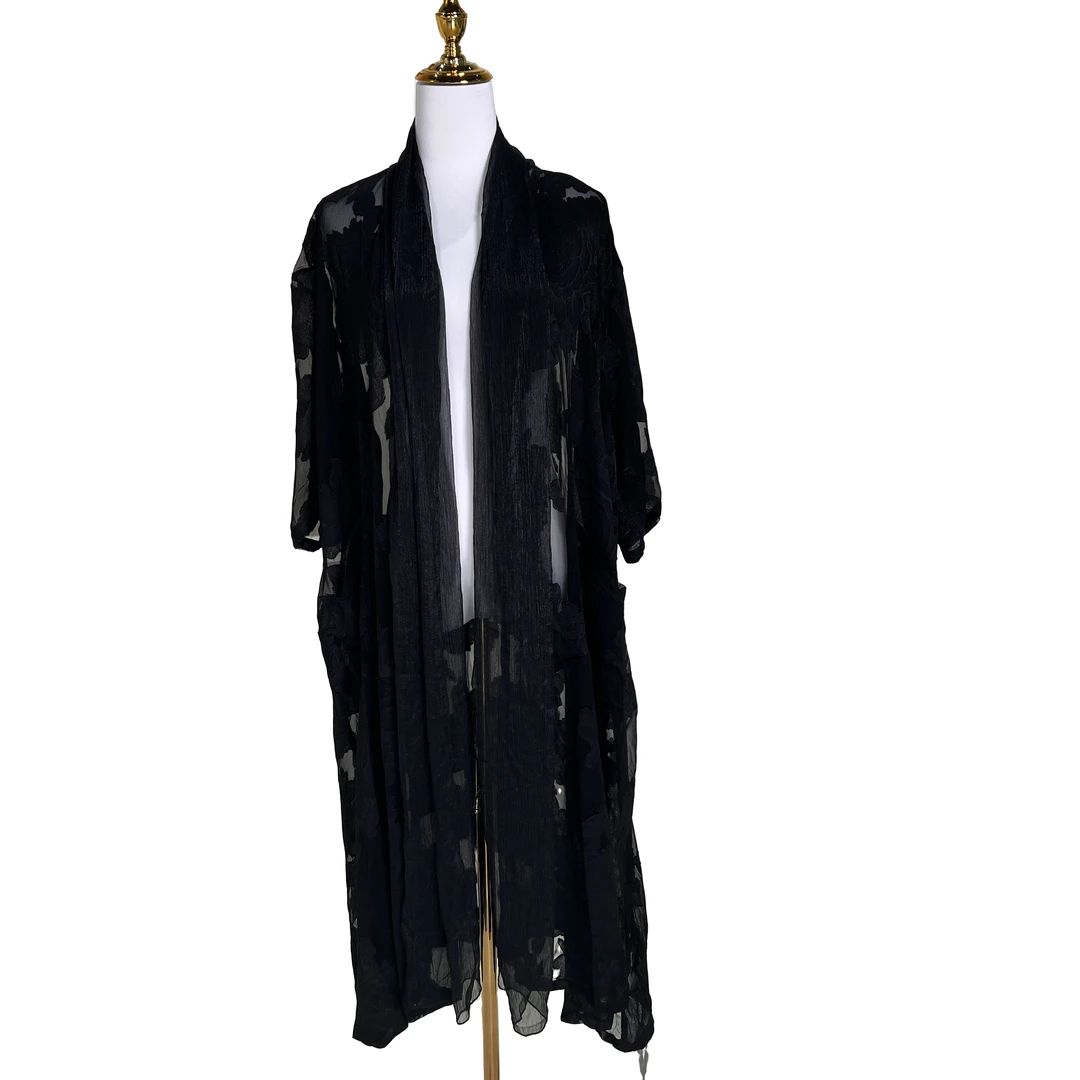 7026黑色   个性花朵时尚阔版长款外披026