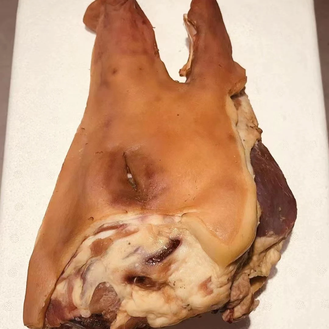 老板娘推荐咸味猪头（不要放调料煮好熟制）半片