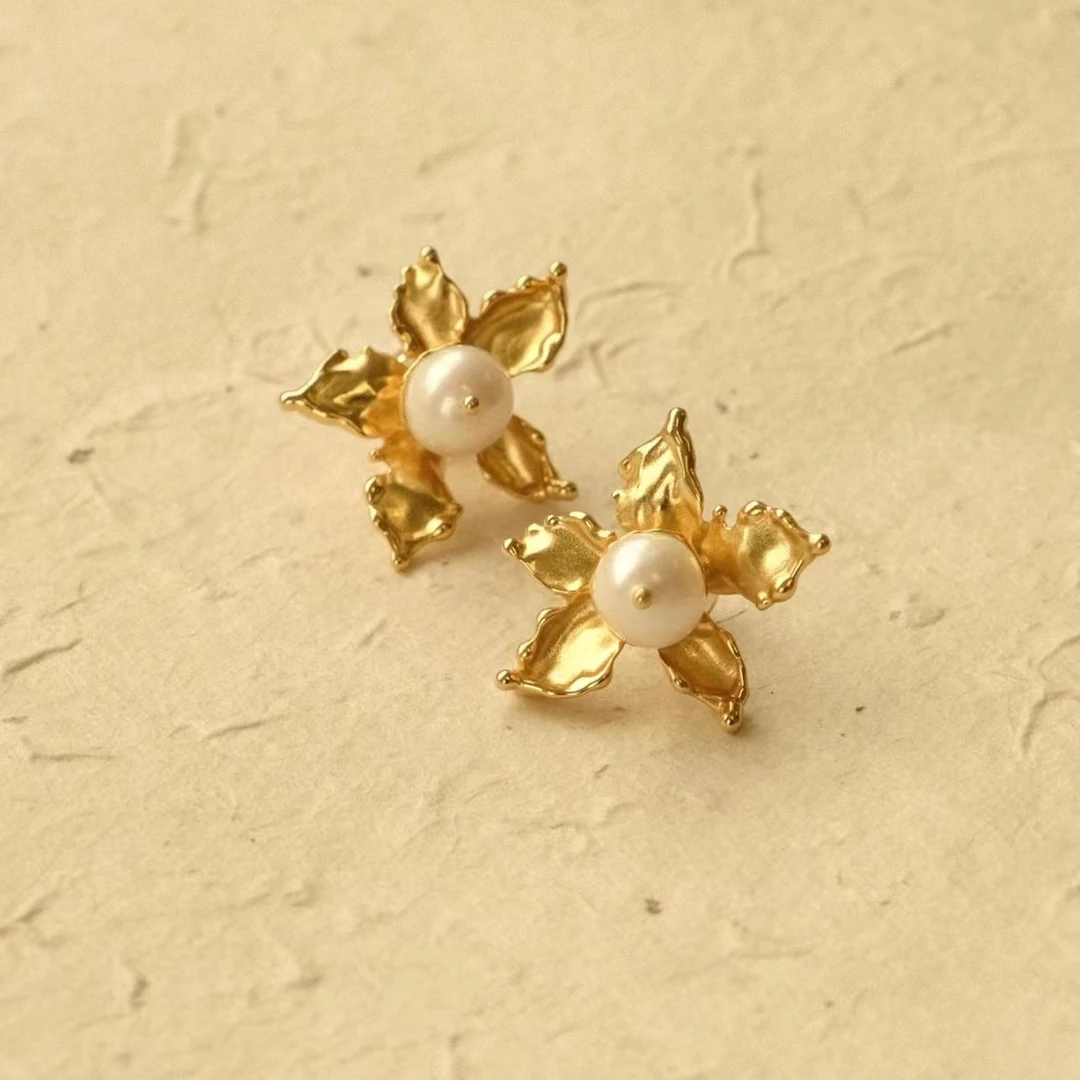 非金属仿珍珠耳饰 HANYING JEWELLERY · HANYING 紫阳花耳钉小众