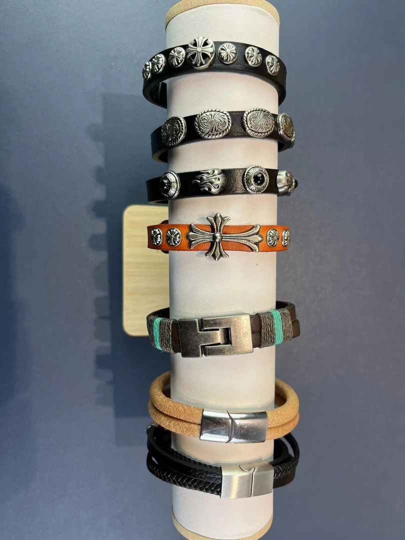 钛钢皮质手镯 牛皮手圈个性朋克