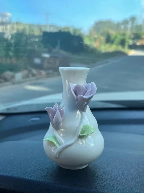 精细陶瓷立体白瓷可爱主人杯小兰花瓶摆件家用工艺品器物创意迷你