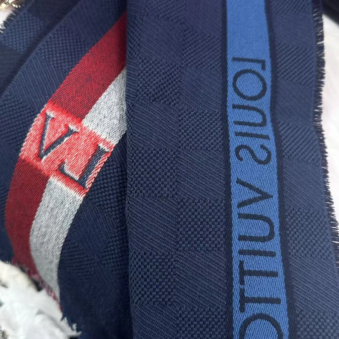 95新 LouisVuitton/路易威登 安洁利田哥围巾LV/ss