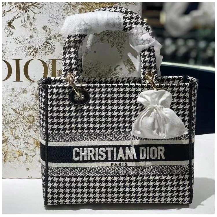 95新 DIOR/迪奥 安洁利田哥戴妃包/BK0122379